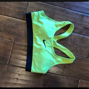 Nike DriFit sports bra size Small